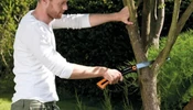 Fiskars Xtract kerti fűrész SW75 - L