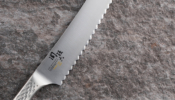 KAI Seki Magoroku Shoso kenyérvágó kés 24 cm-es